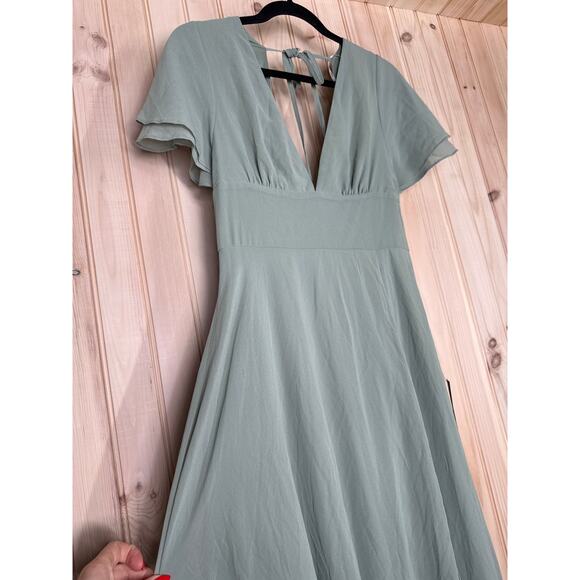 NWT Lulus Promise Of Love Sage Brush Flutter Sleeve Maxi Dress Bridesmaid Size M - Picture 4 of 8